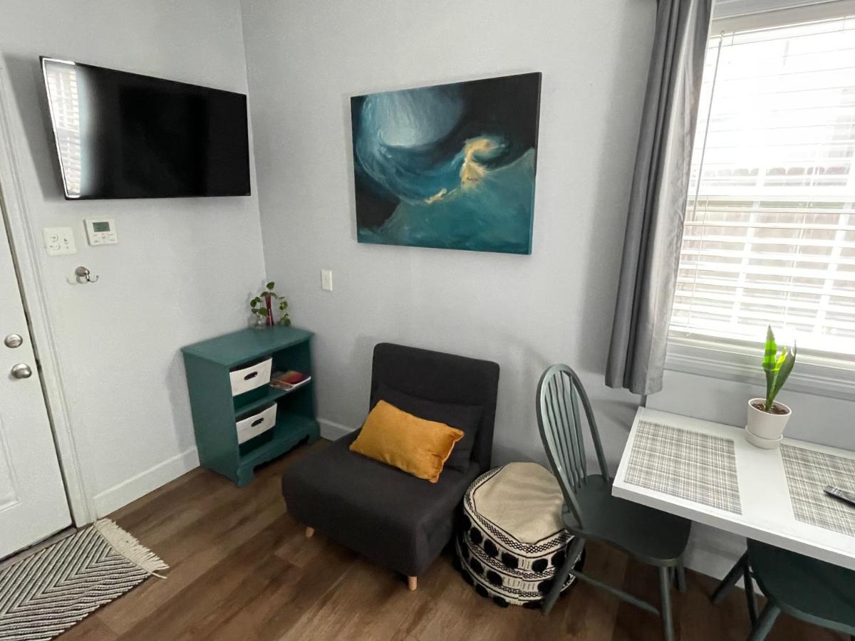 The Lafayette 'Tiny Home' Apartment Exterior foto